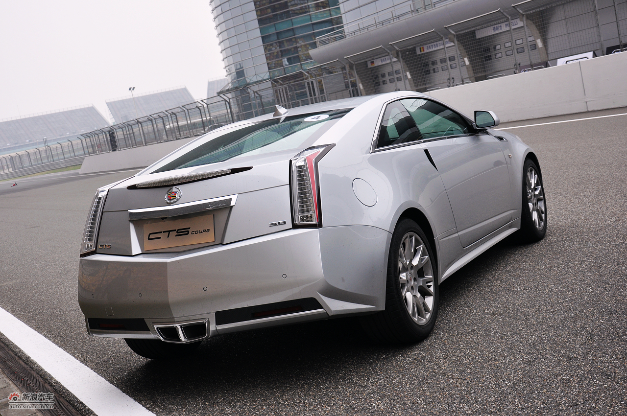 凯迪拉克cts coupe外观
