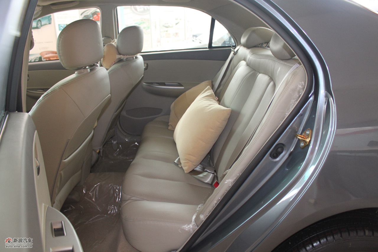 内饰及内部细节_比亚迪g3空间图片717019_汽车图库_新浪汽车_新浪网