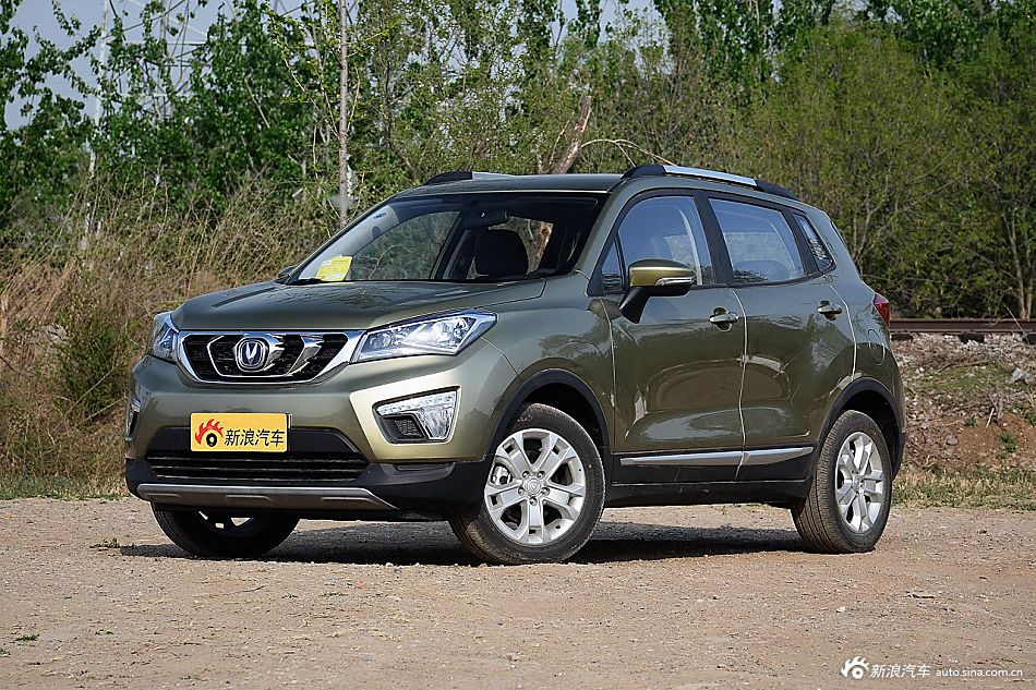 2016款长安CS15 1.5L手动豪华版