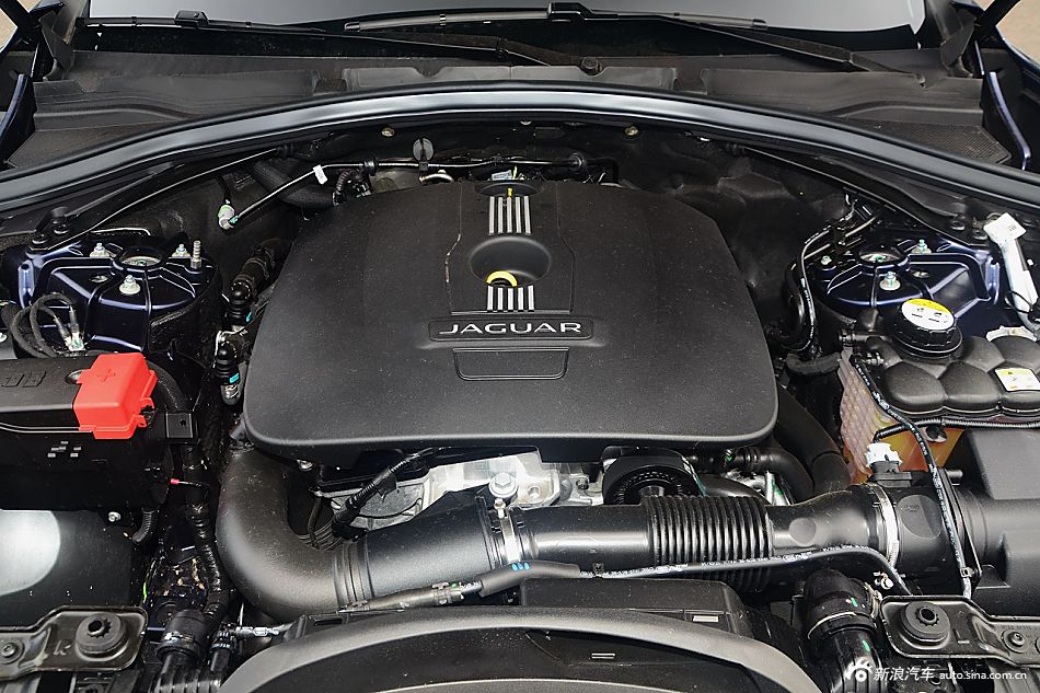 2016款捷豹F-PACE 2.0T自动都市尊享版