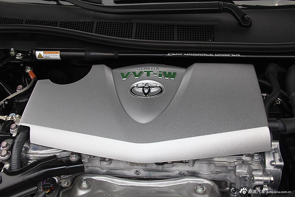 2015款凯美瑞骏瑞2.0L自动凌动版