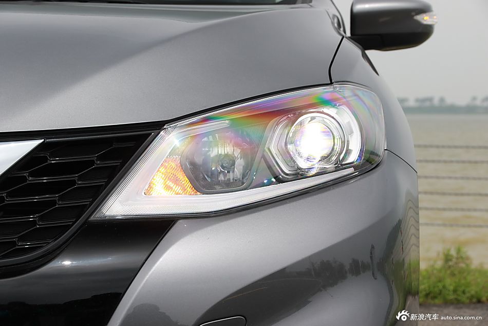 2016款新TIIDA 1.6L自动智尊版