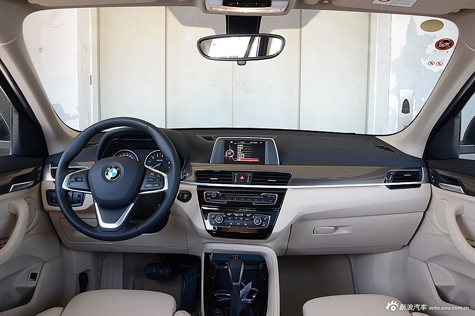 2016款宝马X1 1.5T自动sDrive18Li豪华型