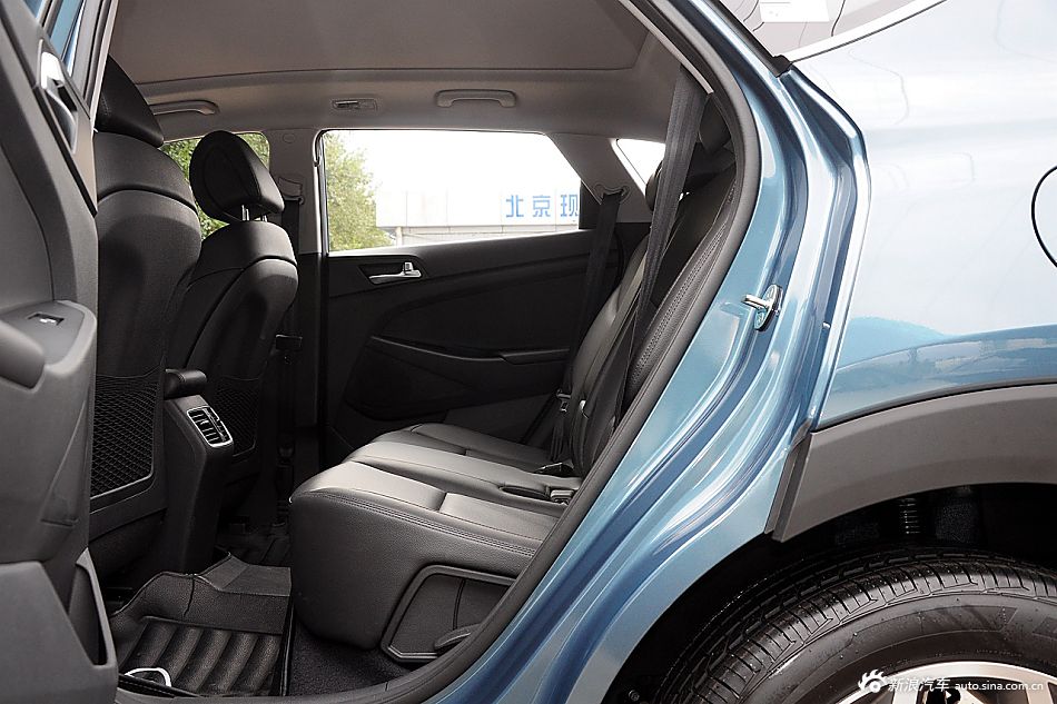 2015款途胜1.6T双离合两驱领先型