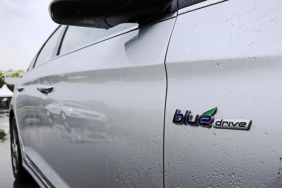 体验试驾索纳塔九混动版