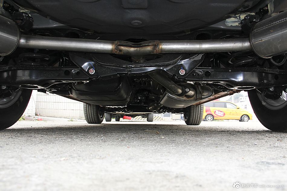 2016款比亚迪宋1.5TI手动豪华型