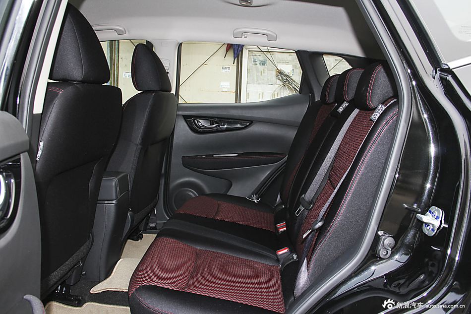 2016款逍客2.0L自动XL精英版