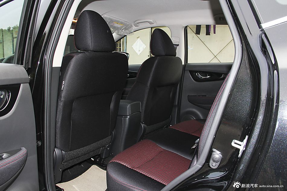 2016款逍客2.0L自动XL精英版