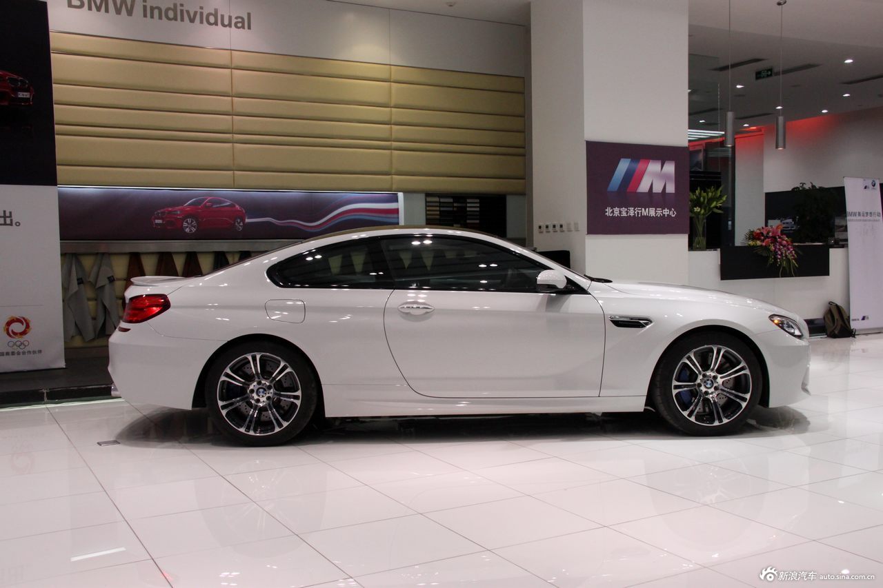 2013款宝马m6 coupe到店实拍_宝马m6外观图片22927284_汽车图库_新浪