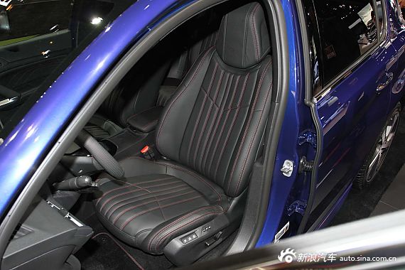 2015款标致308GTI巴黎车展实拍