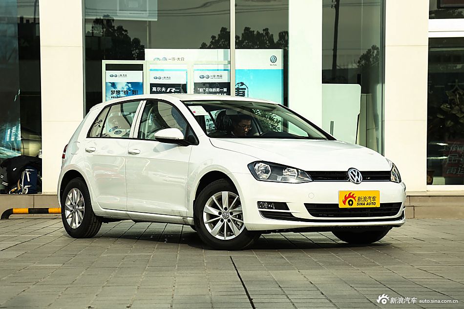 2016款高尔夫1.6L手动时尚型