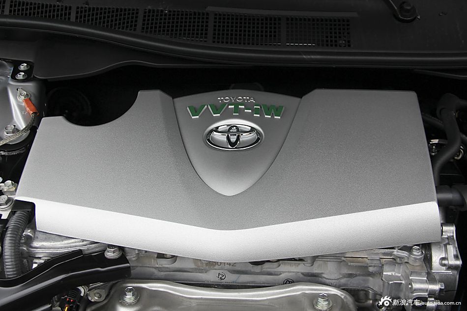 2015款凯美瑞2.0L自动领先型