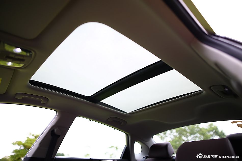 2016款起亚K5 2.0T 自动LUXURY