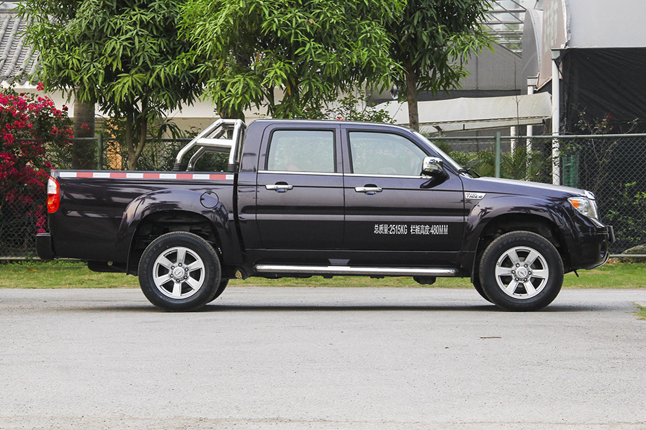 2016款中兴威虎tuv 2.8t手动五十铃柴油两驱豪华型