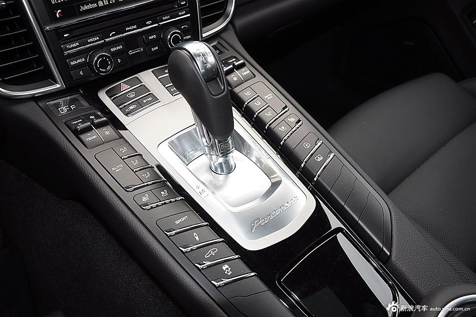 2014款保时捷Panamera 4 Executive 3.0T