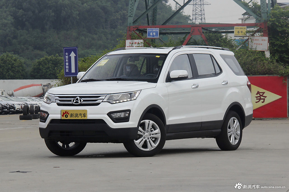 2016款长安CX70 1.6L手动豪华型