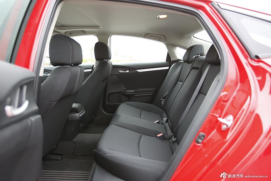 2016款思域1.5T手动220TURBO豪华型