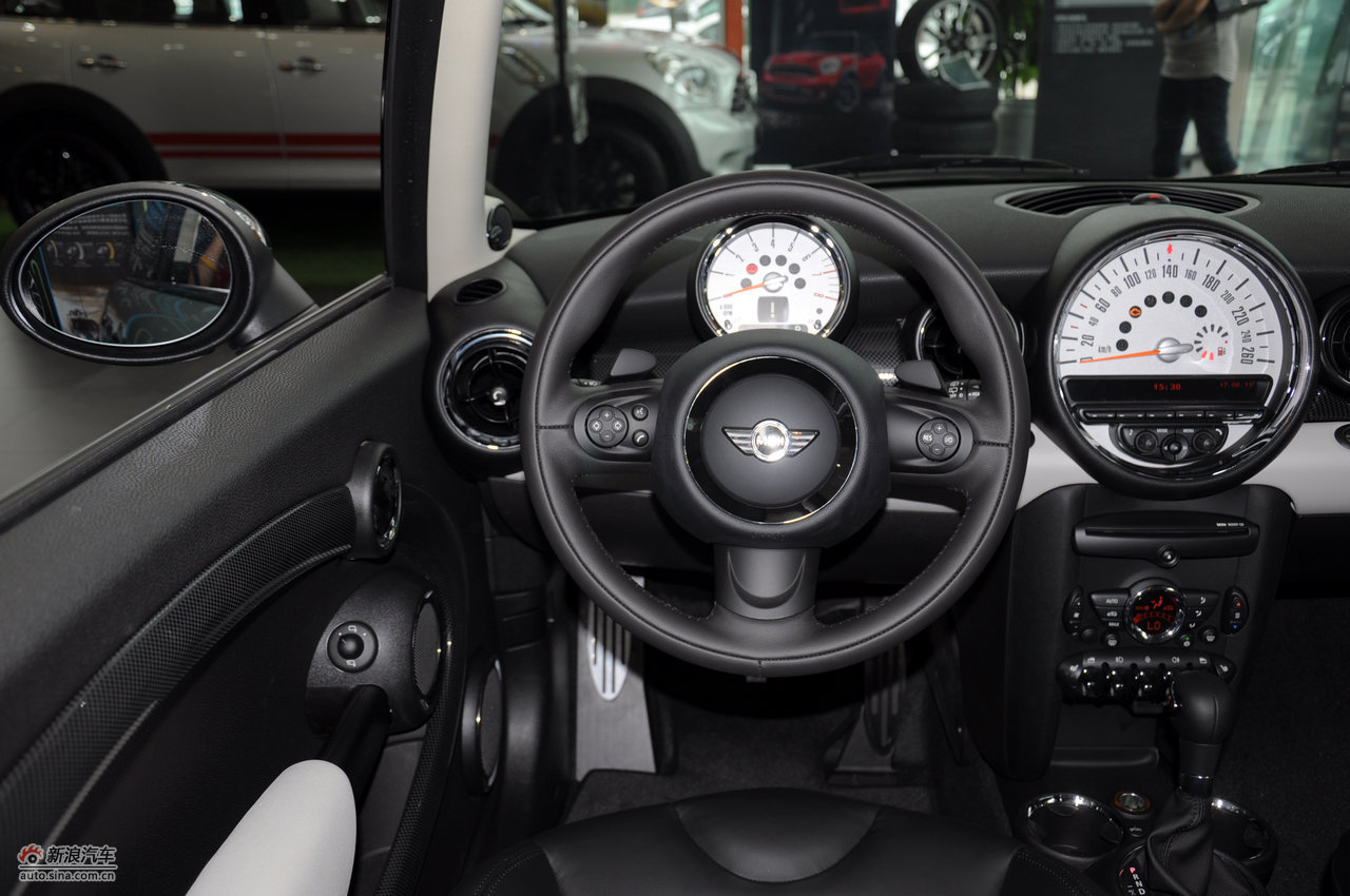 2011款mini cooper实拍_mini内饰图片7657494_汽车图库_新浪汽车_新浪