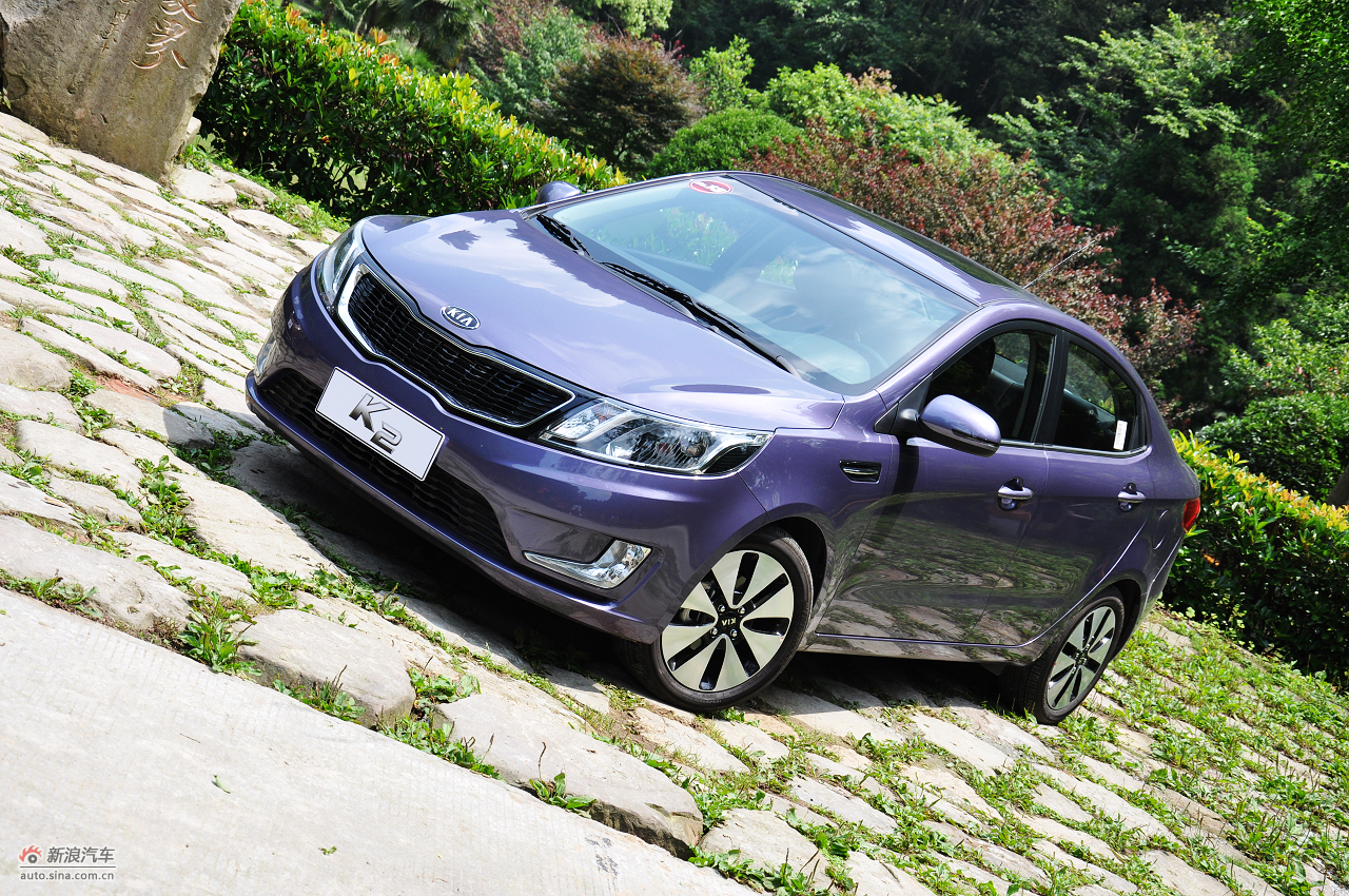 东风悦达起亚k2外观