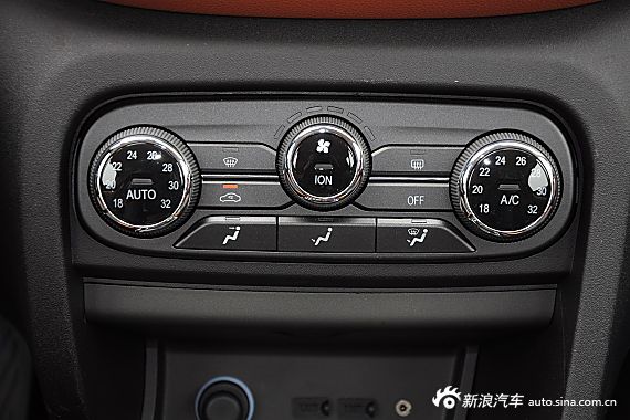 2015款DX7 1.5T手动尊贵型