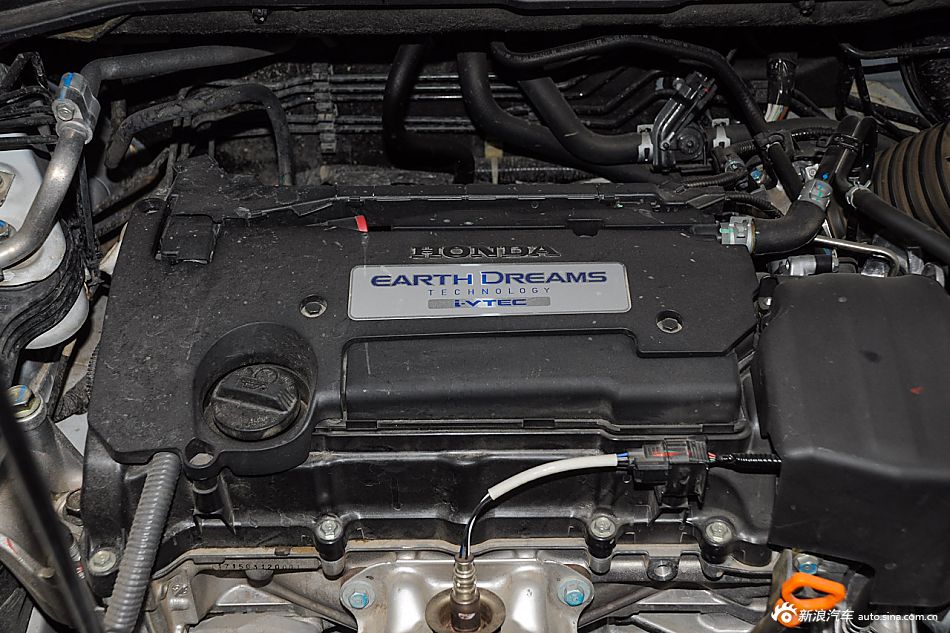 2015款CR-V 2.4L自动四驱豪华版