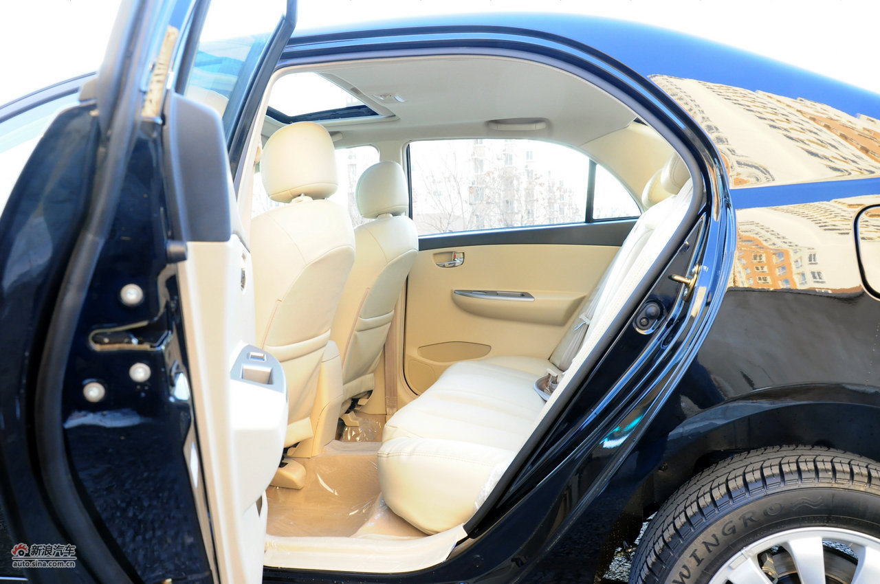 2012款比亚迪g3实拍_比亚迪g3空间图片11337559_汽车图库_新浪汽车