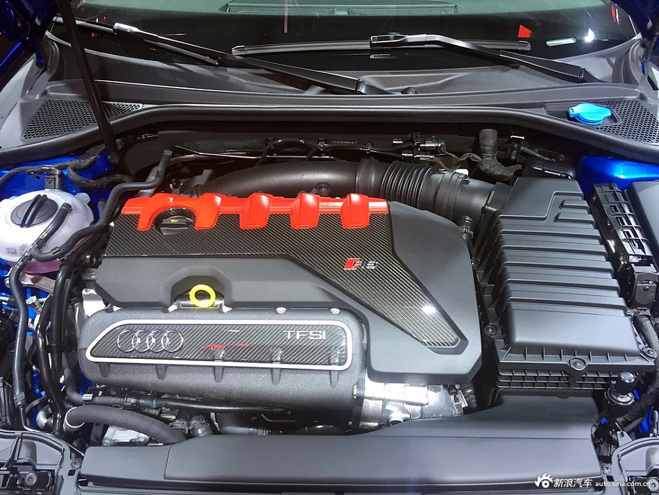 2016巴黎车展：奥迪RS 3 Sedan发布