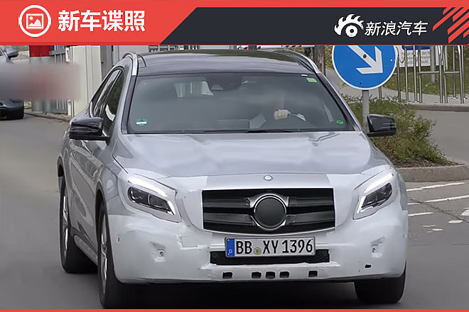 奔驰新款GLA路试谍照曝光