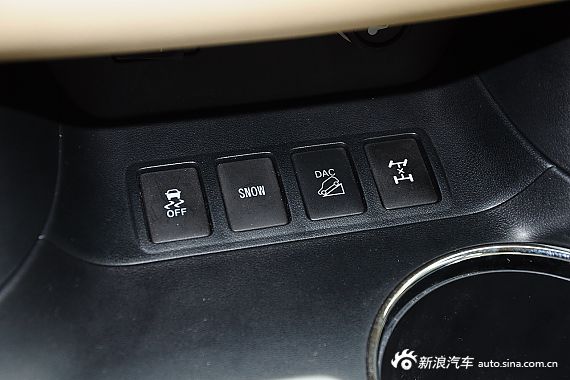 2015款汉兰达3.5L自动四驱豪华版7座