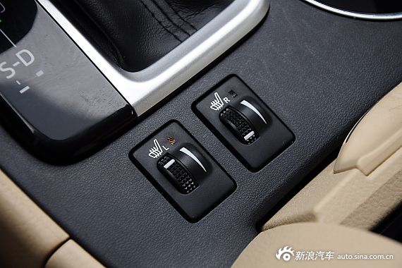 2015款汉兰达3.5L自动四驱豪华版7座