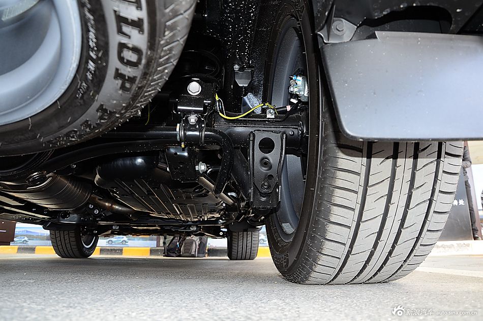 2016款雷克萨斯LX570 5.7L自动尊贵豪华型