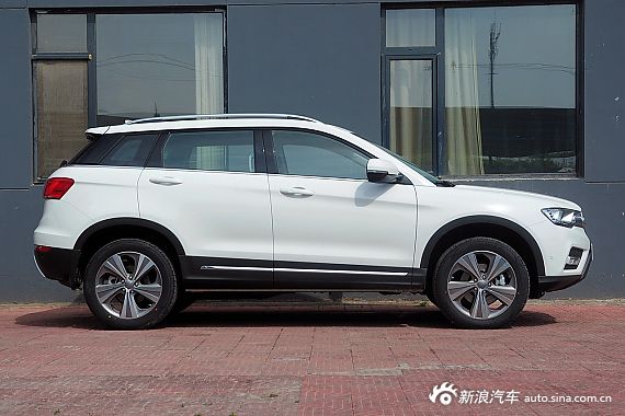 2015款哈弗H6 Coupe 2.0T手动两驱精英型