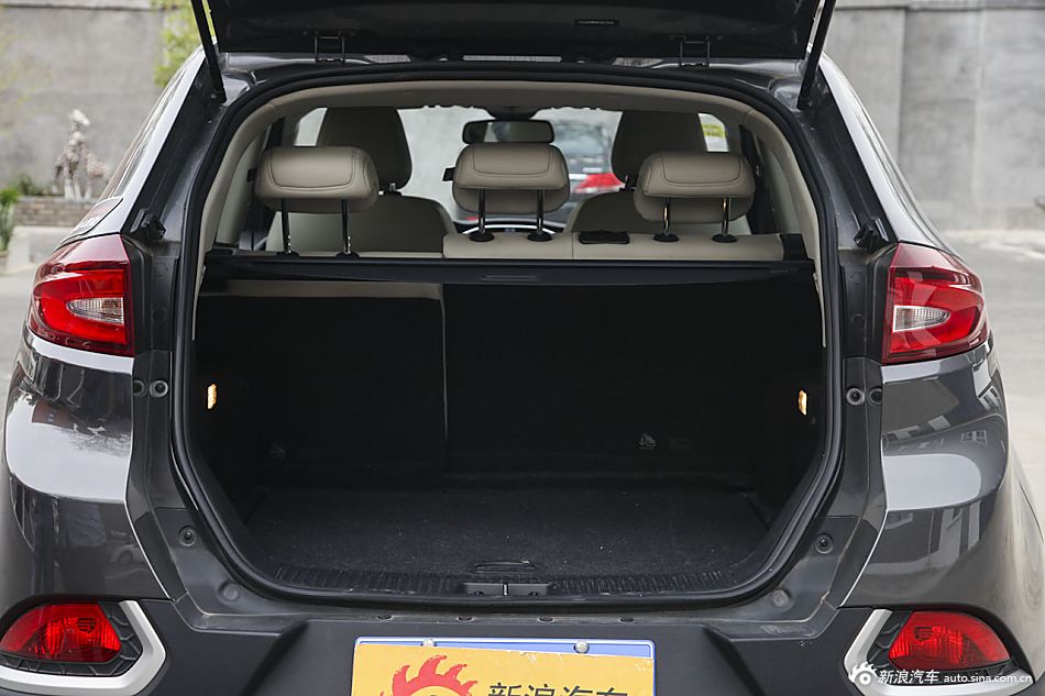 2015款锐腾 2.0TGI TST四驱旗舰版