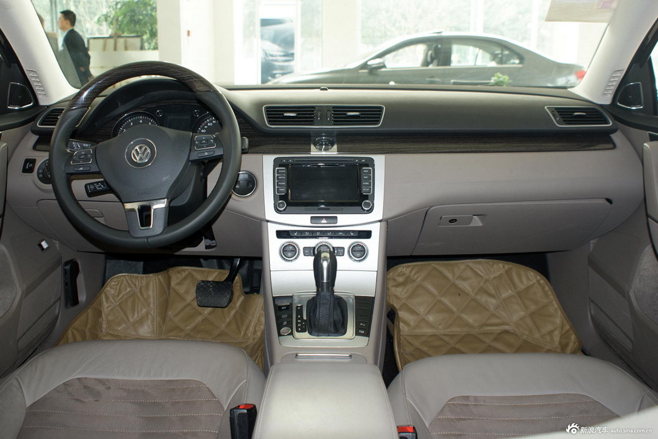 2012款迈腾_迈腾内饰图片28507813_汽车图库_新浪汽车_新浪网