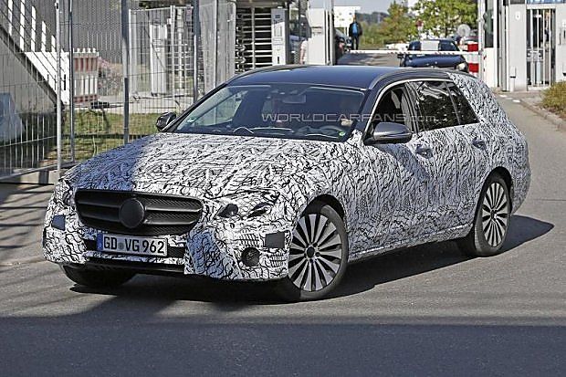 配图为奔驰E级Estate谍照