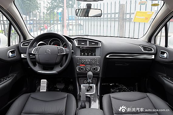 2015款雪铁龙C4L 1.6T自动尊贵版