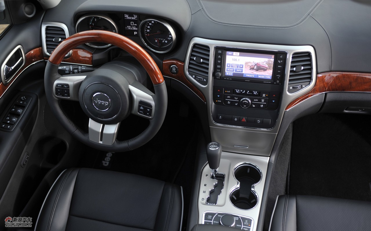 吉普jeep 2011款大切诺基内饰