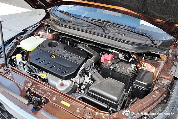 2015款骏派D60 1.5L手动豪华型