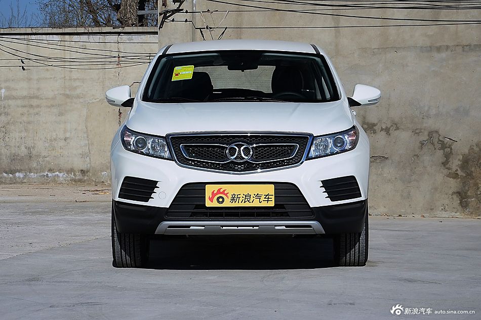 2016款北汽绅宝X55 1.5L手动标准版