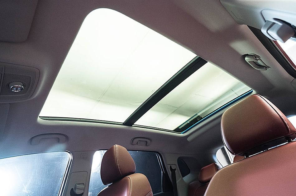 荣威RX5实车内饰图曝光