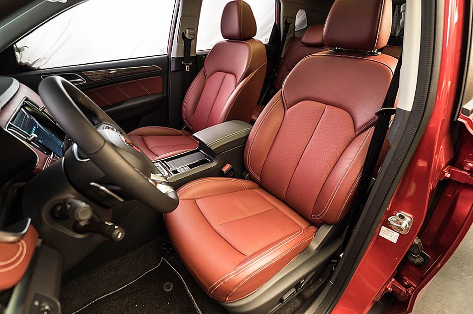 荣威RX5实车内饰图曝光