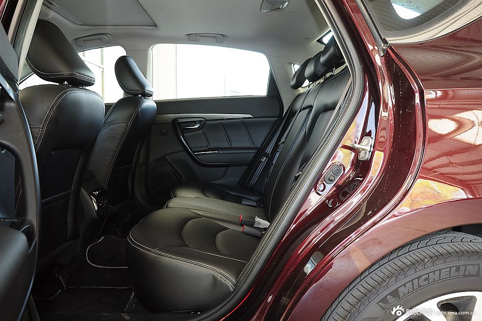 2015款传祺GA6 1.8T自动尊贵版