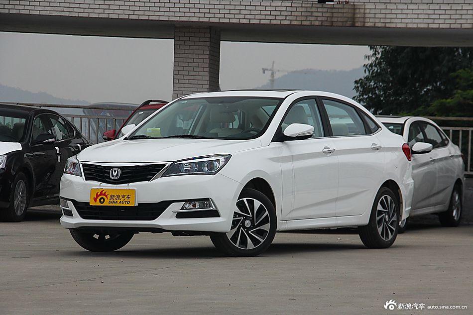 2015款悦翔V7 1.6L 自动乐趣型