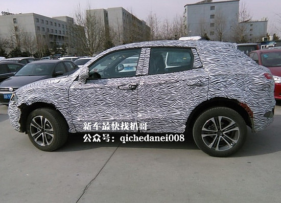 宝沃BX5谍照曝光