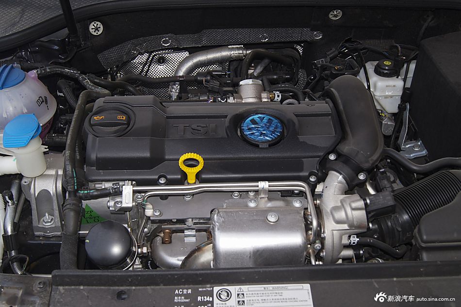 2015款帕萨特1.4T DSG尊荣版