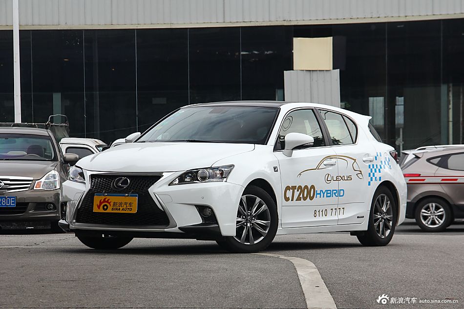 2014款雷克萨斯CT 1.8L自动200h F-Sport双色