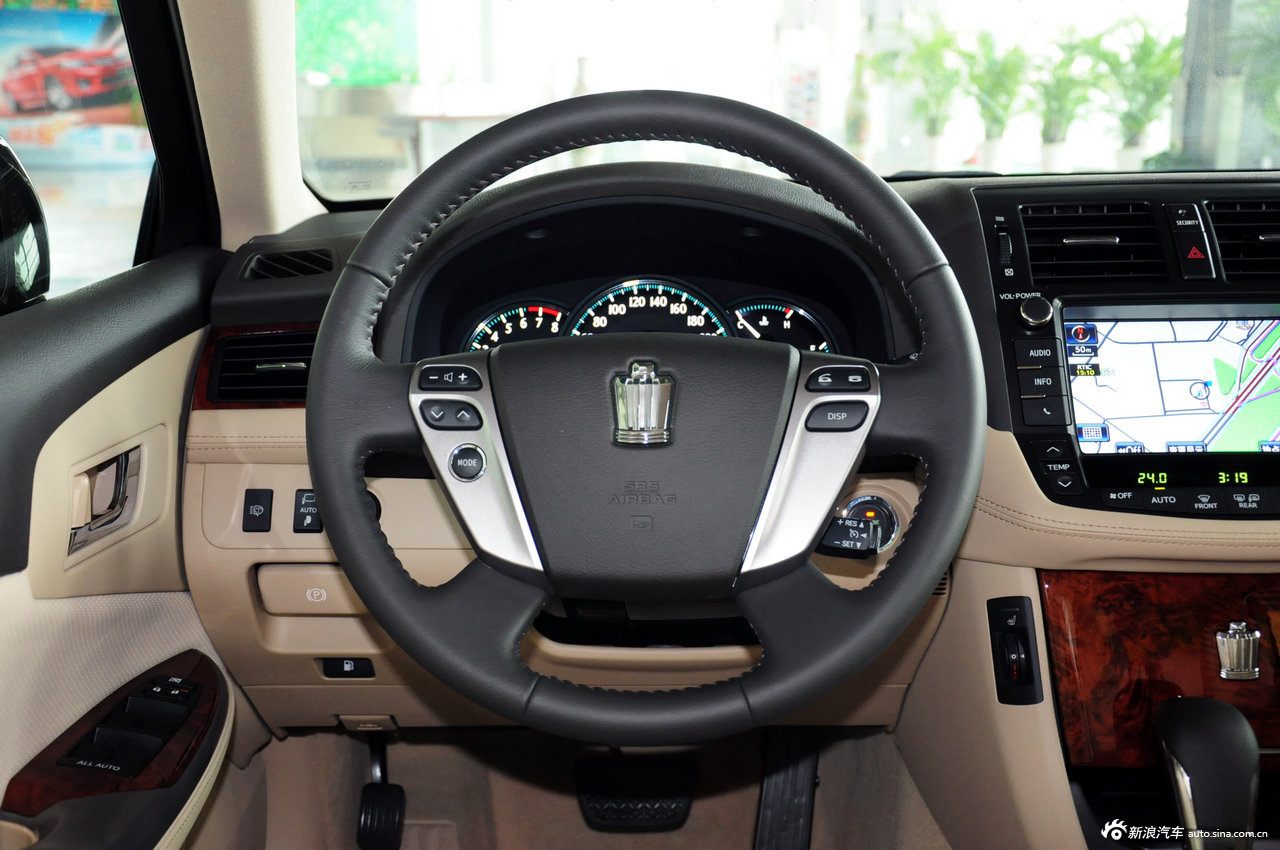 2012款皇冠实拍_新皇冠内饰图片17888184_汽车图库_新浪汽车_新浪网