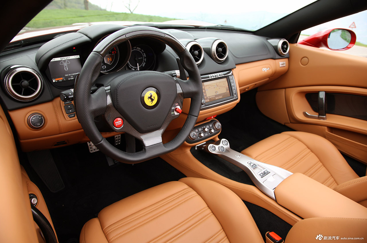 2013款法拉利california_california内饰图片16138186_汽车图库_新浪