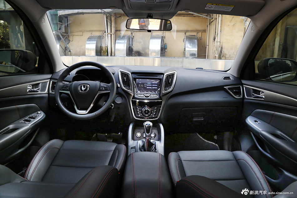 2014款长安CS75 2.0L手动豪华型国5