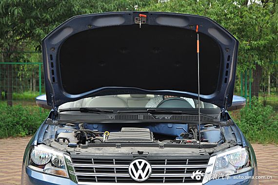 2013款朗逸改款1.6L自动豪华版